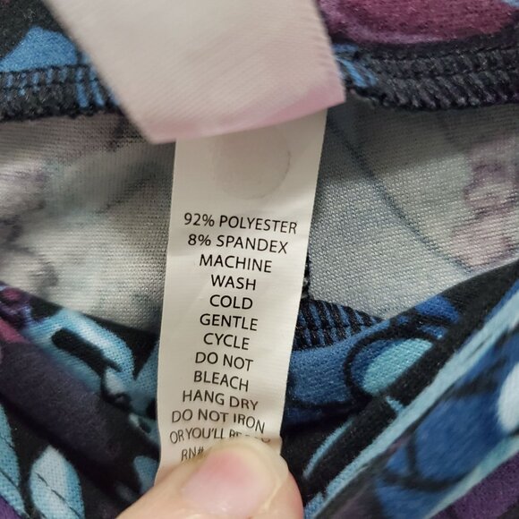 LuLaRoe Disney Villains Peter Pan Captain Hook Collage Print‎ Rare Leggings O/S - Picture 4 of 6